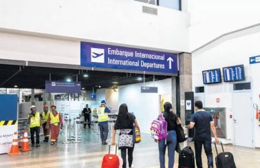 Governo libera entrada de estrangeiros em todos os aeroportos do país