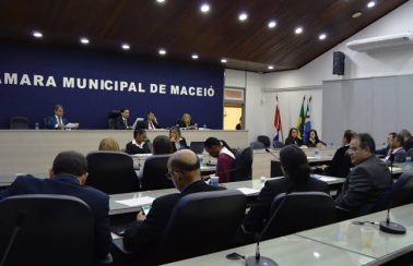 Câmara de Maceió retoma trabalho presencial a partir desta quarta-feira