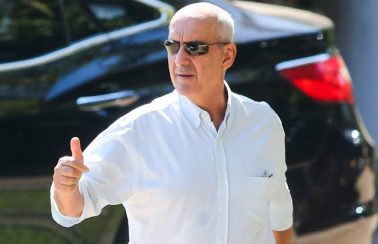 Ministro Luiz Eduardo Ramos, da Secretaria de Governo, está com Covid-19