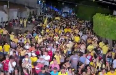 Aglomerações em festas e eventos políticos sem uso de máscara marcam feriado prolongado no RN