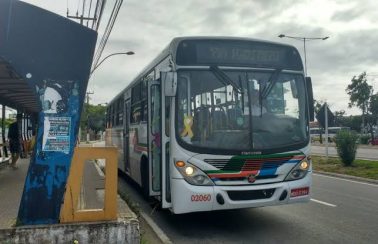 Rodoviários entram em greve e ônibus circulam com 40% da frota nesta sexta (23) em Natal