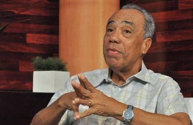 Ex-governador de Sergipe, João Alves Filho, sofre parada cardíaca e é internado em Brasília
