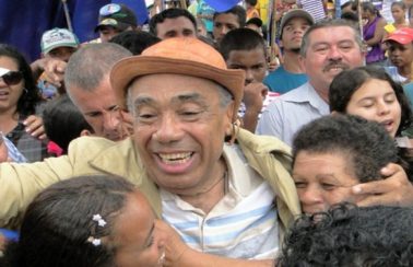 Morre, aos 79 anos, o ex-governador de Sergipe João Alves Filho