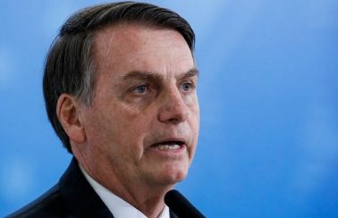 Bolsonaro sobre vacina: ‘Se tiver efeito colateral ou problema não vão poder cobrar de mim’