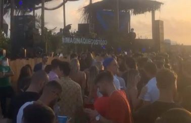 Primeiro dia de festas de Réveillon em Pipa e São Miguel do Gostoso tem aglomerações