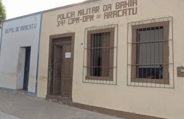 Homem é preso ao se passar por funcionário de terceirizada da Coelba e cobrar dinheiro para não denunciar gatos de energia