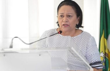 Governadora do RN cobra inclusão de profissionais da educação e segurança como prioridade na vacinação