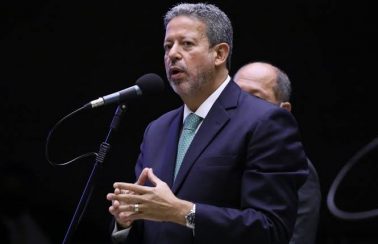 Frente evangélica anuncia apoio à candidatura de Arthur Lira na Câmara