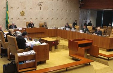 STF desmente Bolsonaro sobre proibição de atuação do governo federal na pandemia