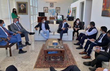 Buscando atrair nova indústria automobilística para a Bahia, Rui se reúne com embaixadores da Índia, Coreia do Sul e Japão