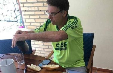 Parlamentares pedem investigação sobre gastos do governo com comida