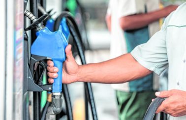 Natal tem gasolina mais cara entre capitais do Nordeste, aponta levantamento da ANP