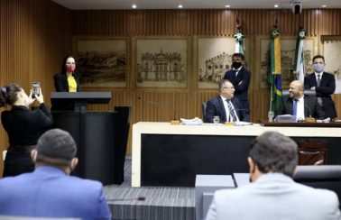 Vereadores de Natal aprovam lei que impede fechamento de igrejas e templos durante pandemia