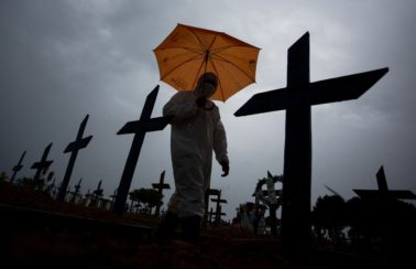 Fevereiro registra o segundo maior número de mortes por Covid-19 desde o início da pandemia no Brasil