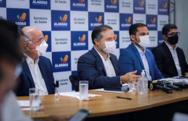 Alagoas volta à Fase Amarela, suspende eventos e altera horário de estabelecimentos