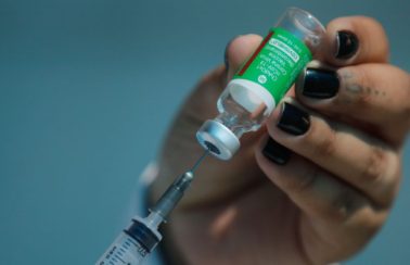Anvisa aprova registro de vacina do consórcio AstraZeneca/Oxford e de medicamento contra covid-19