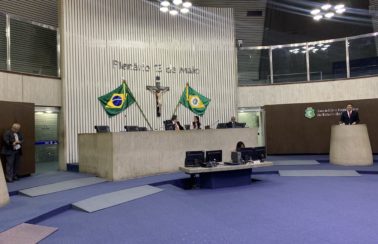 Projeto que aprova compra de 5,87 milhões de doses da Sputinik passa a tramitar na Assembleia Legislativa do Ceará