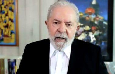 Lula pede a Biden que convoque uma reunião do G-20 e garanta uma distribuição justa de vacinas