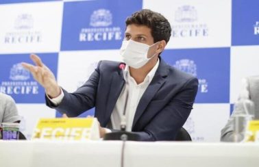 João Campos anuncia auxílio municipal emergencial para 30 mil famílias em situação de vulnerabilidade do Recife
