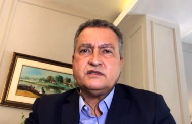 Após ação de Bolsonaro no STF contra restrições em estados, Rui Costa diz que acionará PGE e critica presidente: ‘Aliado do vírus’