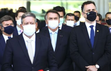 Governo, STF e Congresso Nacional criam comitê de combate à covid-19
