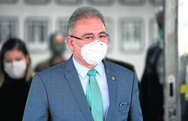Queiroga defende distanciamento social e máscara para evitar lockdown