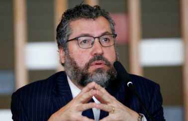 Ernesto Araújo pede demissão do Ministério das Relações Exteriores