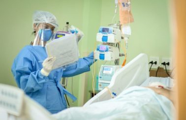 Piauí tem estoque de remédios do ‘kit intubação’ para pacientes com Covid para 15 dias, diz Sesapi