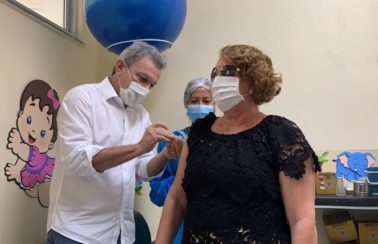 ‘Procure obedecer o seu horário, não chegando nem antes nem depois’, diz Sarto para idosos que forem se vacinar em Fortaleza