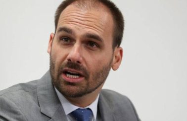 Relator pede arquivamento de processo contra Eduardo Bolsonaro