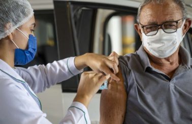 Ceará aplica 97% das primeiras doses de vacinas contra Covid-19 distribuídas aos municípios