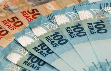 Salário mínimo deveria ser de R$ 5.315,74, diz estudo do Dieese
