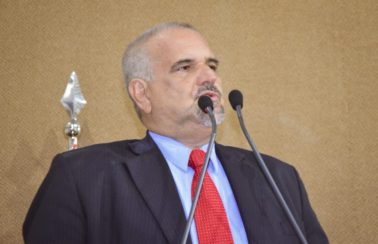 Deputado da Bahia sugere que catadores de materiais recicláveis sejam priorizados na imunização contra Covid-19
