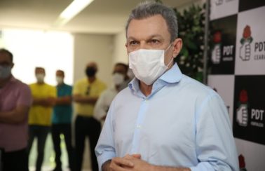 Com novas doses, Fortaleza deve ‘chegar perto de finalizar’ segunda fase da vacinação contra Covid, diz Sarto