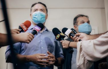 Renan anuncia reposição salarial de 4.52% a todos os servidores estaduais em Alagoas