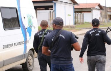 Governo de Sergipe inclui policiais penais no grupo prioritário da imunização contra a Covid-19