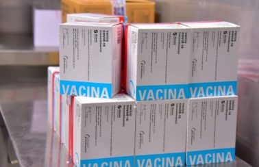 EUA vão doar 60 milhões de doses de vacinas da AstraZeneca