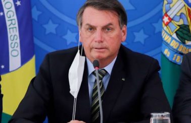 Governo Bolsonaro recusou 11 vezes ofertas para compras de vacina