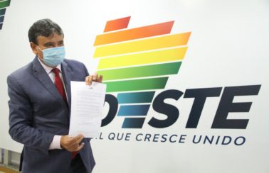 ‘Alguém está mentindo’, diz presidente do Consórcio Nordeste sobre veto da Anvisa à Sputnik V