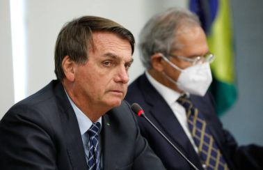 Bolsonaro ironiza CPI da Covid e questiona se será ‘carnaval fora de época’
