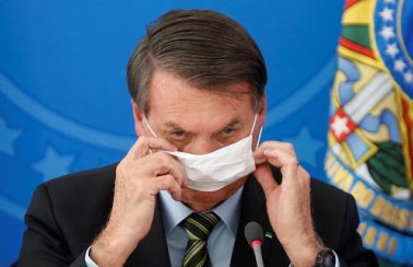 Bolsonaro segue com desaprovação alta e atinge 57%, segundo pesquisa
