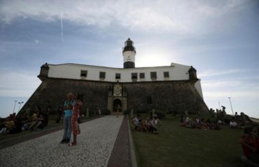 Cerca de 30 mil trabalhadores do turismo na Bahia devem ter jornada reduzida, estima ABIH