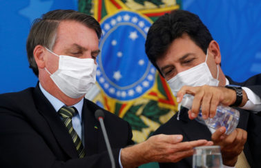 Bolsonaro queria que Anvisa alterasse bula da cloroquina, diz Mandetta