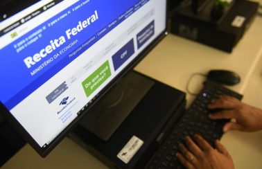 Governo veta projeto que adiava prazo de entrega da declaração do Imposto de Renda