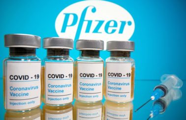 Governo libera R$ 6,6 bilhões para compra de novas doses da vacina da Pfizer