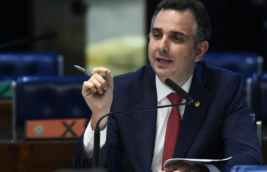 Pacheco envia carta a embaixador chinês após falas de Bolsonaro