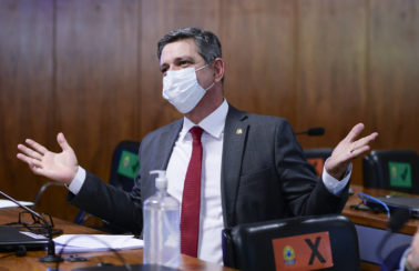 Bolsonaro segue apostando na imunidade de rebanho: ‘crime continuado’, diz senador sergipano