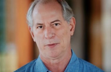 “Um país dividido pelo ódio”, diz Ciro sobre situação política no Brasil