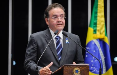 Senador aliado de Bolsonaro propõe CPI para apurar orçamento secreto de R$ 3 bilhões do Planalto
