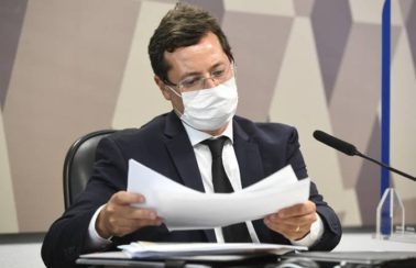 Governo ignorou carta da Pfizer por dois meses, diz Wajngarten